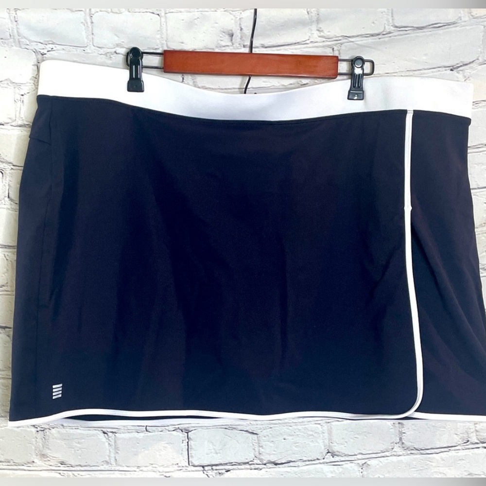 Lands' End Navy Blue & White Athletic Skort Size 3X Excellent Condition
